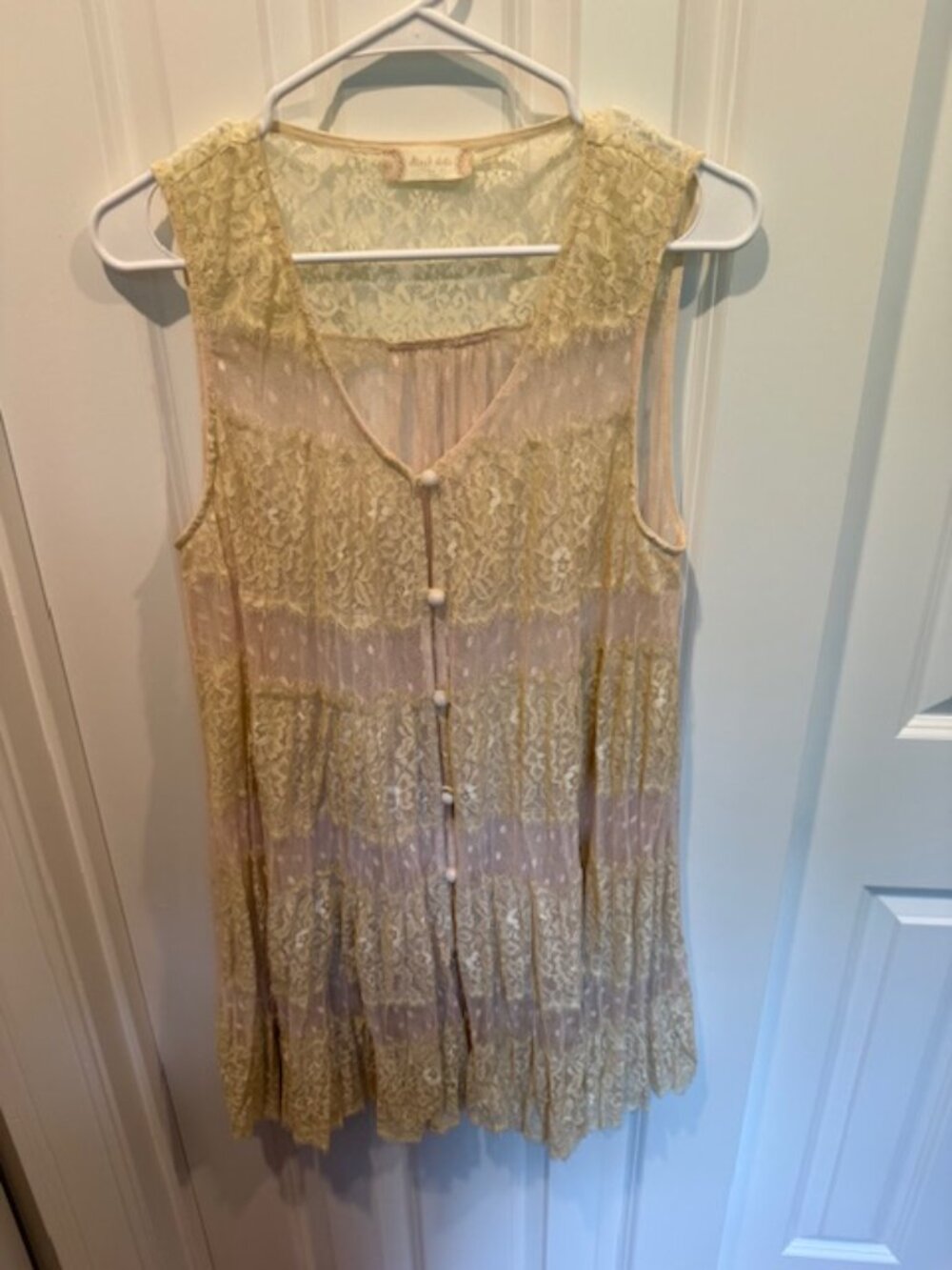 Altar'd State Cream Lace Vest (Reposhed - Never Worn in Excellent Condition)